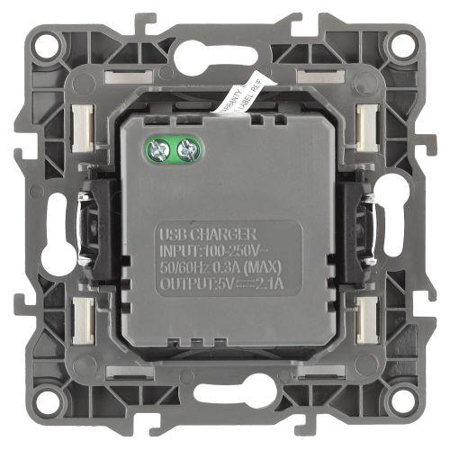 Устройство зарядное USB 12-4110-12 5В-2100мА графит ЭРА Б0027497