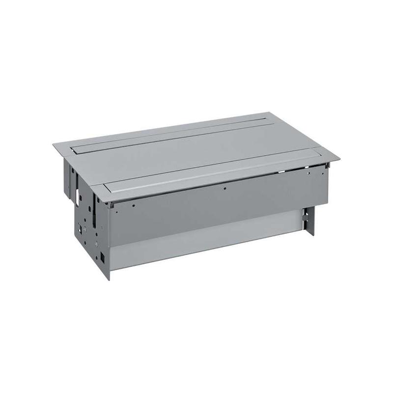 Блок розеточный врезной с крышкой двухсторон. и мет. вводом 4х2P+E 8 пустых мод. алюм. Simon 400 47602000-133