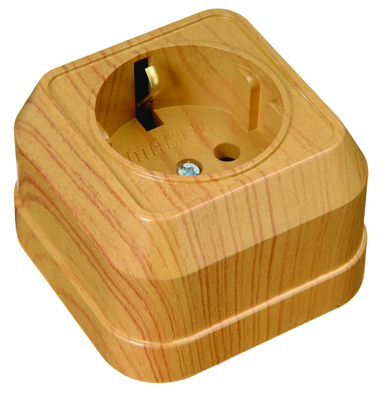 Розетка 1-м ОП 16А IP20 квадрат. с заземл. дуб Makel 45308