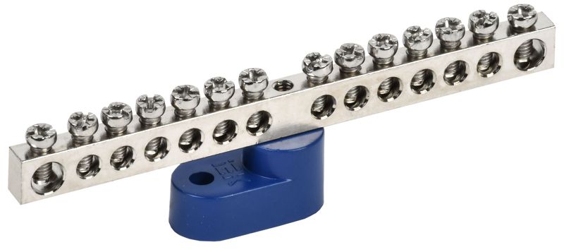 Шина нулевая Ni ШНИ-6х9-14-У1-С на одном угловом изоляторе IEK YNN10-14-C1-K07-N