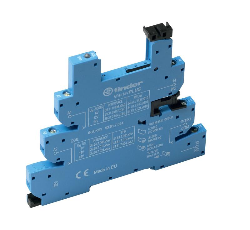 Розетка MasterPLUS с винт. клеммами (с зажимной клетью) для реле 34 серии 125В AC/DC в комплекте пластик. клипса опции: LED FINDER 93630125