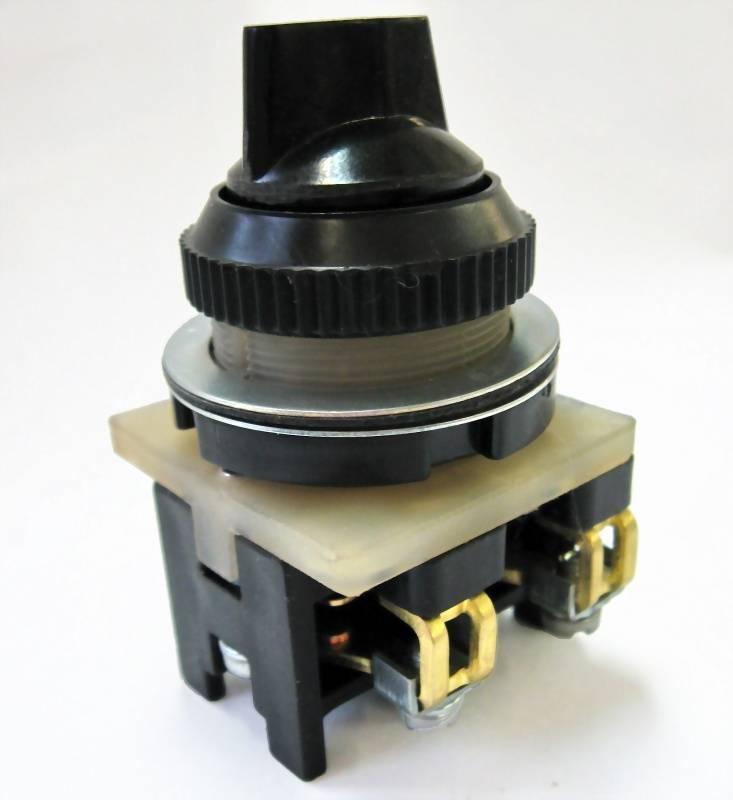 Выключатель кнопочный КУ-110111 ЧЭАЗ A8119-T200055236