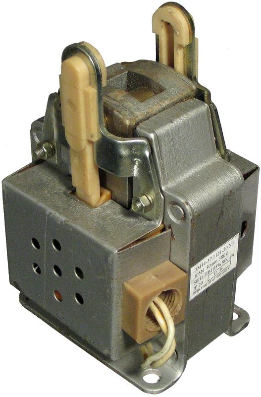 Электромагнит ЭМ44-37-1121 380В 50Гц тянущее исполнение ПВ=100% гибкие выводы У3 A8013-80097797