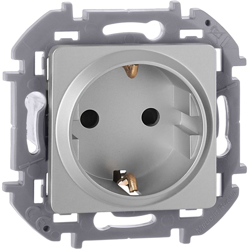 Розетка 1-м СП Inspiria 16А IP20 250В 2P+E защ. шторки немецк. стандарт механизм алюм. IEK 673732