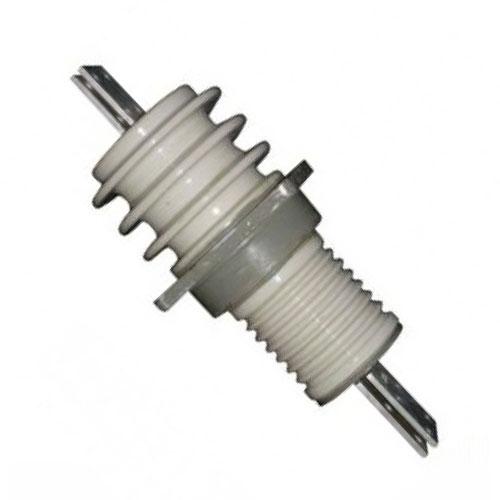 Изолятор проходной ИПУ 10/1000-7.5 УХЛ1 квадратн. фланец ЮАИЗ 00000148