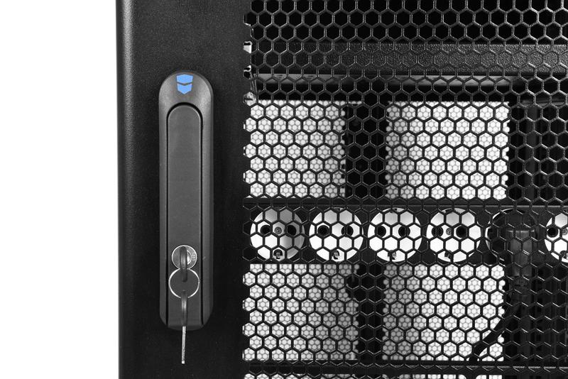 Шкаф серверный Проф ШТК-СП-48.6.10-44АА-9005 48U 600х1000 передн. дверь перфорир. 2 боков. панели 1350кг ЦМО 1209610