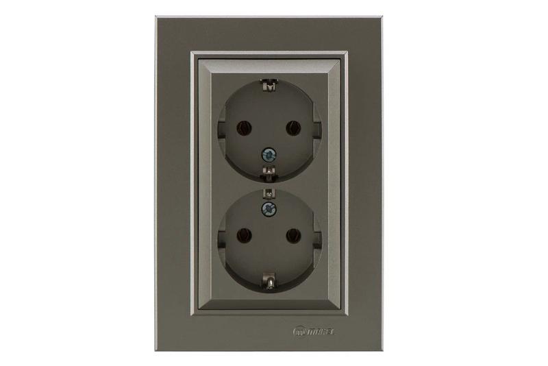 Розетка 2-м СП Karea 16А IP20 с/з зел. Makel 56052082