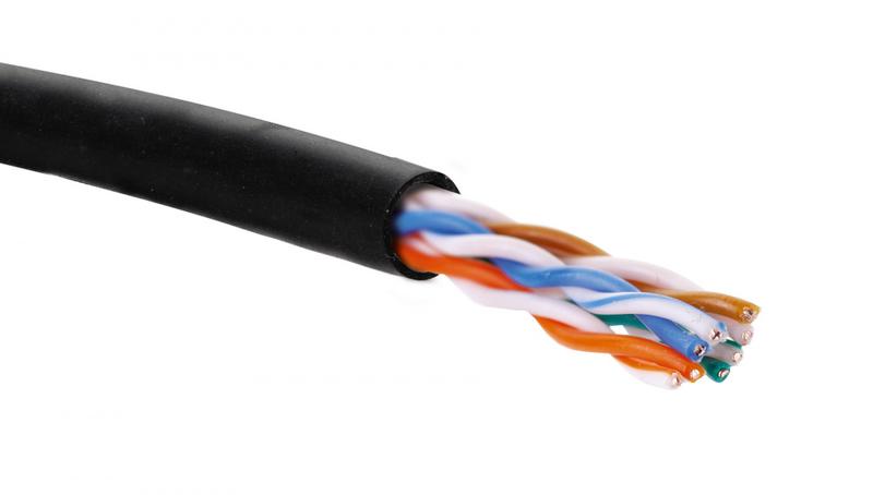 Кабель U/UTP кат.5E 4 пары 24 AWG нгA-HF внешн./внутр. прокладки черн. коробка Eurolan 19C-U5-09BL-B305