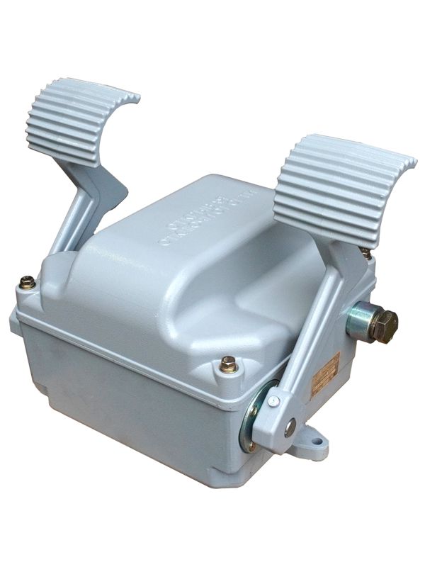 Командоконтроллер экскаваторный ЭК-8257 У2 6 эл. цепей ножной привод ПВ 40% IP20 Электротехник ET521280