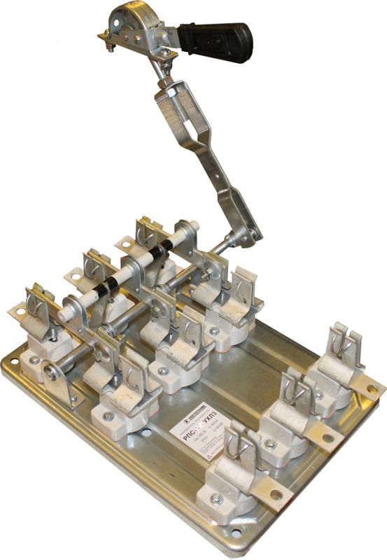 Разъединитель-предохранитель РПС-1/Л УХЛ3 100А передняя смещенная рукоятка левый привод без предохранителей IP00 Электротехник ET010241