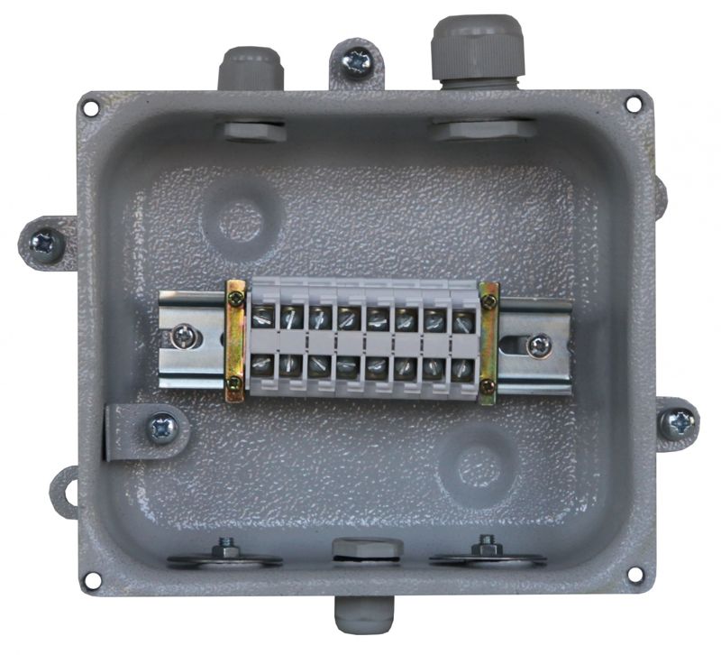 Коробка клеммная КЗНС-08 У2 8 зажимов IP54 (пластиковые вводы PG) Электротехник ET000620