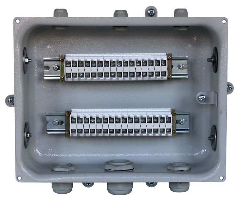 Коробка клеммная КЗНС-32 У2 32 зажима IP54 (пластиковые вводы PG) Электротехник ET000646