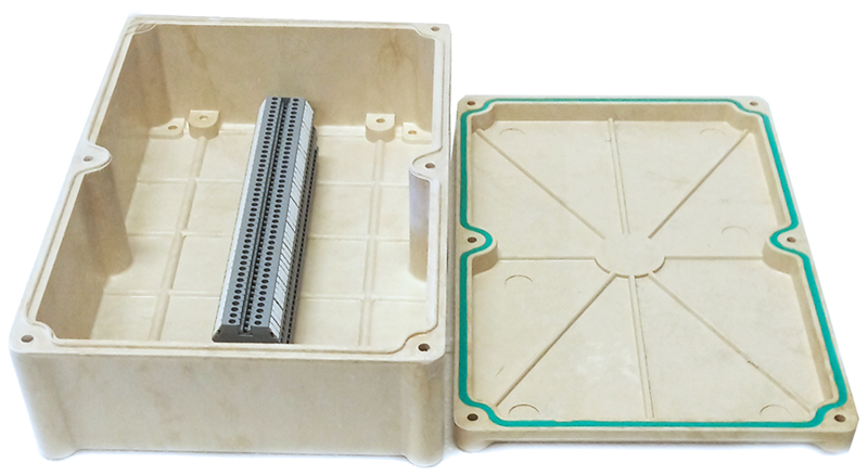 Коробка клеммная КСП-45/00/40 У2 40 клемм IP65 (без каб. вводов) Электротехник ET013219