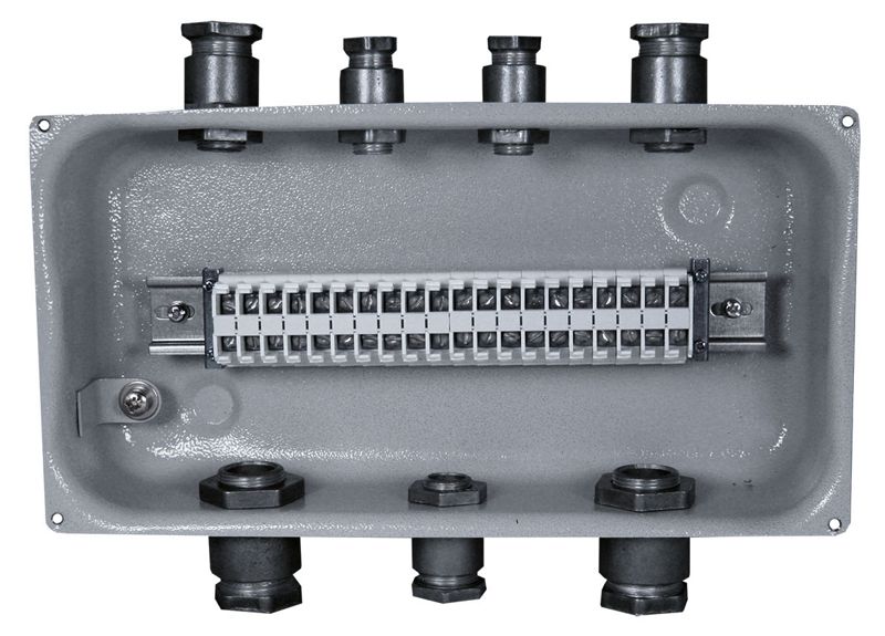 Коробка клеммная У-615 У2 20 клемм IP65 (метал. вводы) Электротехник ET011239