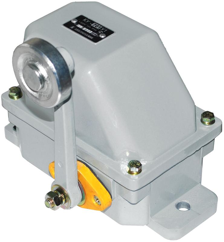 Выключатель концевой КУ-701 У1 рычаг с роликом самовозврат 3 полож. 10А 2 электрич. цепи IP54 Реле и Автоматика A8020-80085121