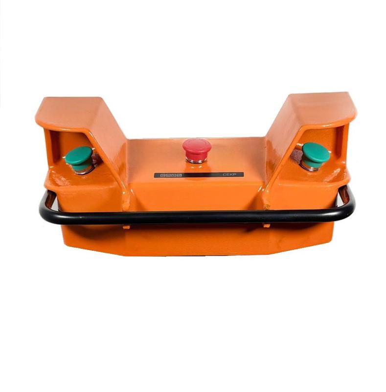 Двуручный пульт управления