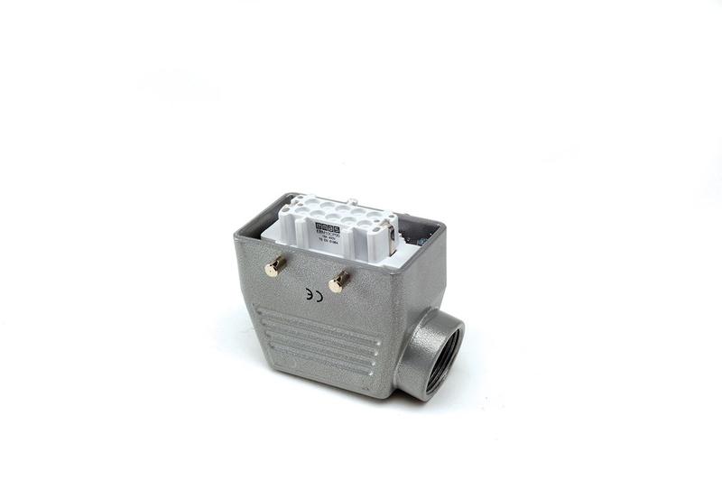 Розетка боковой ввод 10 полюсов 16А EMAS EBM10PU10