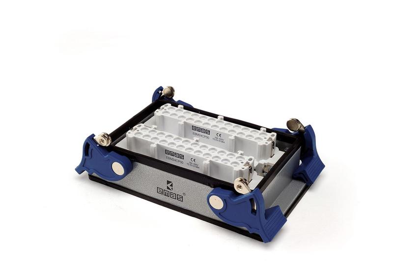 Розетка низкая 4-фиксатора для панели 48 полюсов 16А EMAS EBM48PM44