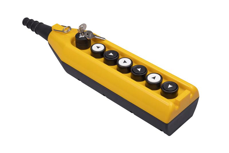 Пульт управления 7-ми кнопочный с ключом EMAS PV7AC20B222