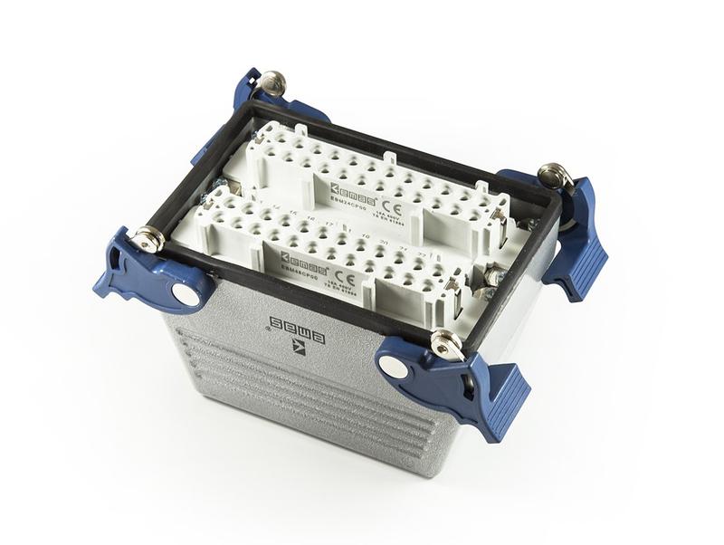 Розетка 4-фиксатора верхний ввод 48 полюсов 16А EMAS EBM48PU34