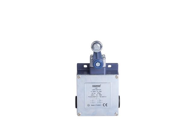 Выключатель концевой реверсивный ролик 2НО+2НЗ EMAS L54K16MEM121