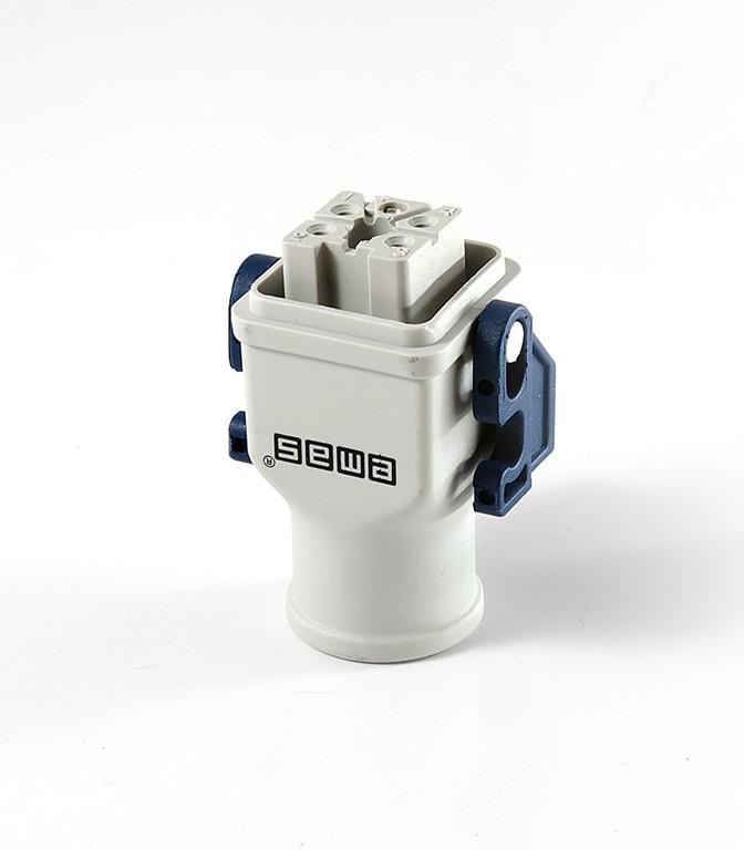 Розетка пластмассовая 5 полюсов 10А EMAS EBP05PU31