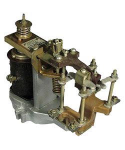 Реле контроля тока РЭВ-830 У3 40А DC IP00 ЭлектротехникET053958