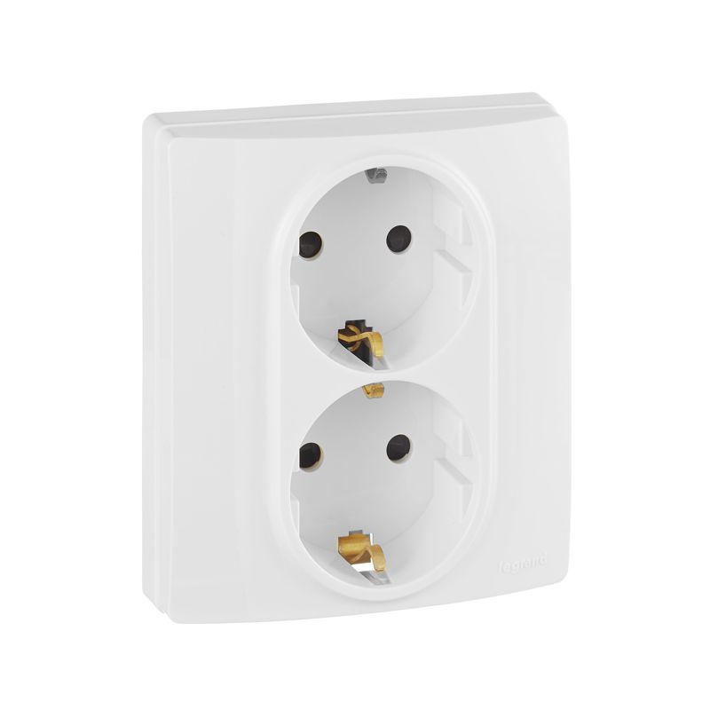 Розетка Inspiria 16А 250В 2х2P+E защ. шторки безвинт. зажимы бел. IEK 673755