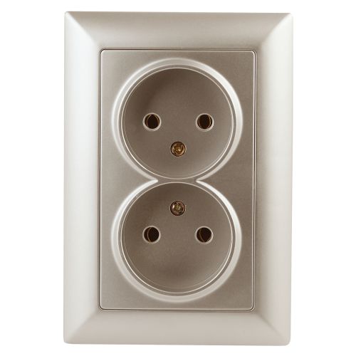 Розетка 1-м СП Solo 4-204-04 2х2P 16А 250В IP20 без заземл. шампань Intro Б0053669