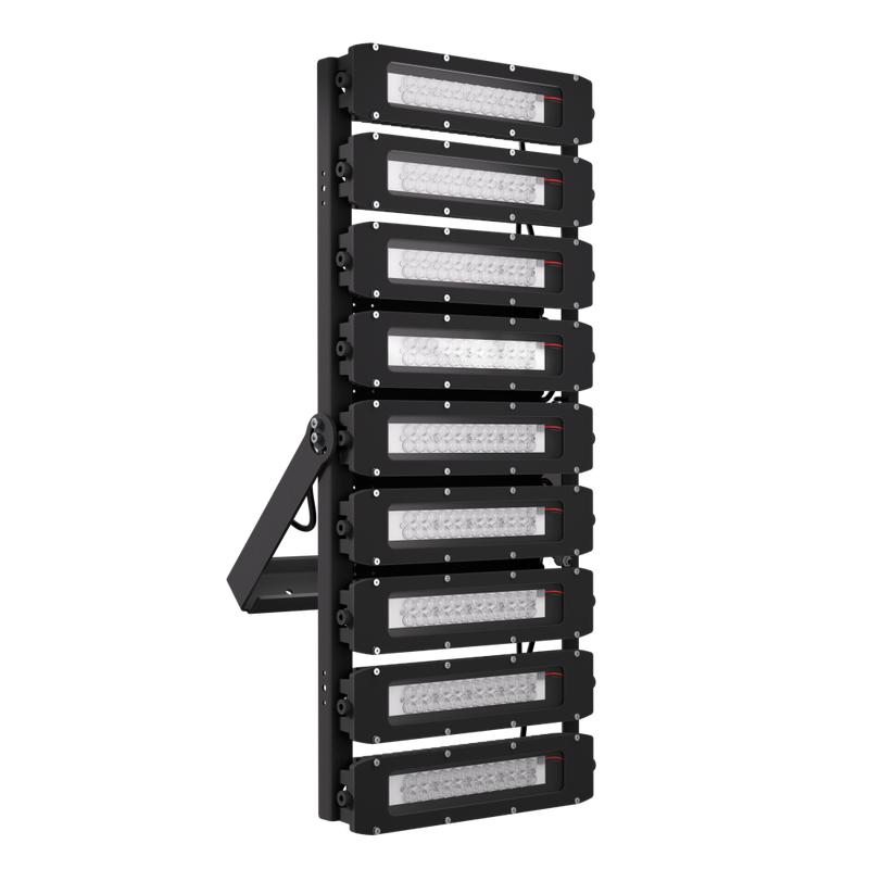 Прожектор светодиодный LAD LED R700-9-PC-60-750-D48-900L1 ST 900Вт IP67 5000К 230В CRI70 КСС типа "Г" крепление на лире ЛАДзавод LADR79PC60750D48900L1ST