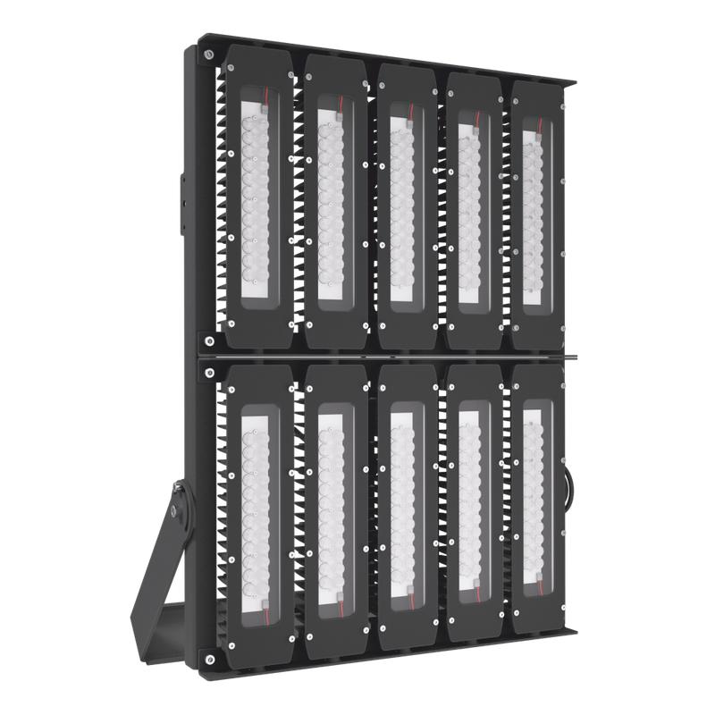 Прожектор светодиодный LAD LED R700-10-PC-60-750-D48-1000L1 ST 1000Вт IP67 5000К 230В CRI70 КСС типа "Г" крепление на лире ЛАДзавод LADR710PC60750D481000L1ST