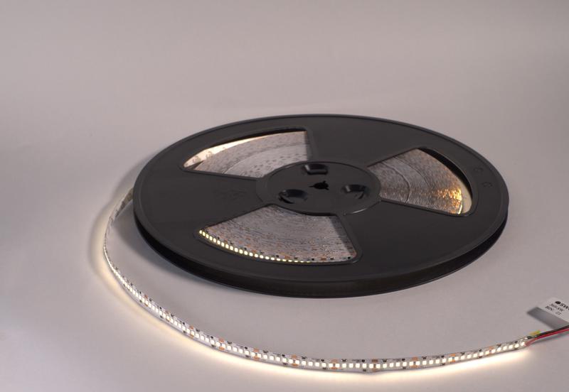 Лента потолочная SMD2835 204 LED/м 22 Вт/м 24В IP20 нейтр. бел. (уп.30м) SWG PRO 00-00007435