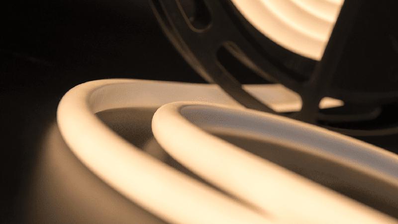 Термолента светодиодная SMD 2835 180 LED/м 12Вт/м 24В IP68 тепл. бел. SWG PRO 00-00001797