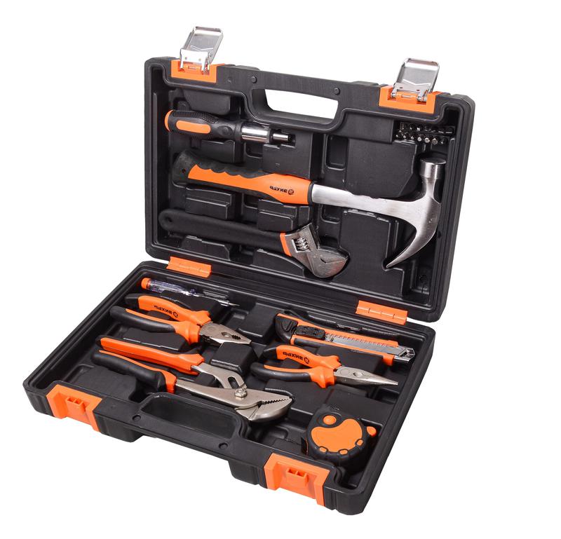 Набор инструмента бытовой в кейсе 23 предмета Вихрь 73/6/7/10
