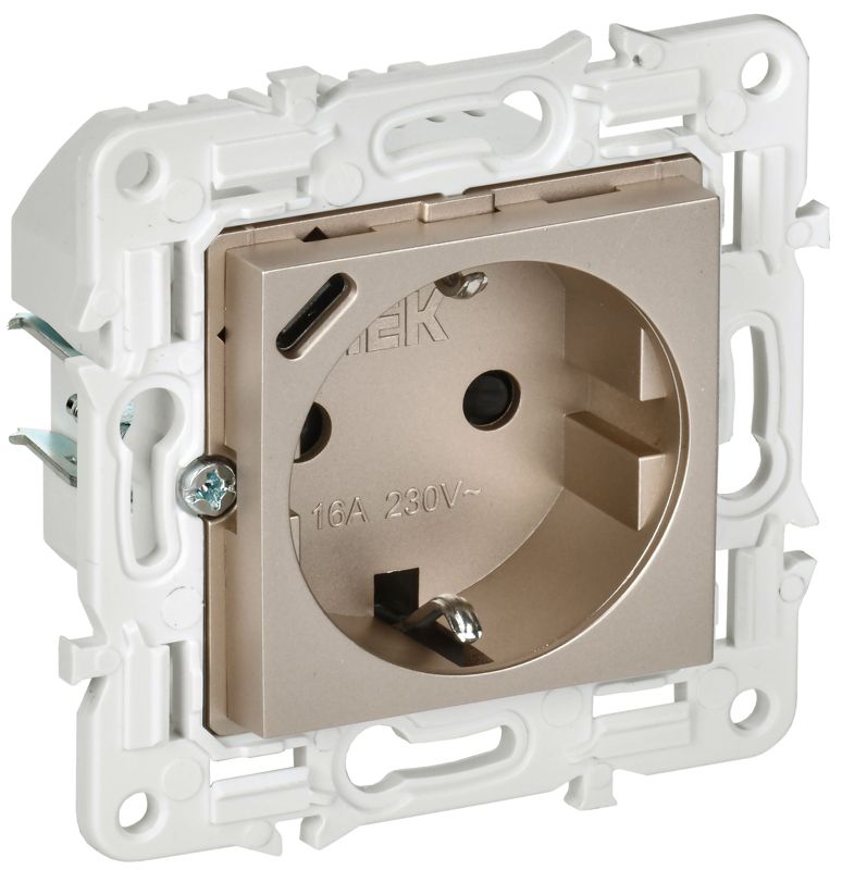 Розетка SKANDY 18Вт 16А с заземл. защ. шторки с USB C SK-R17Sh шампань IEK SK-R14-16-U14-018-K37