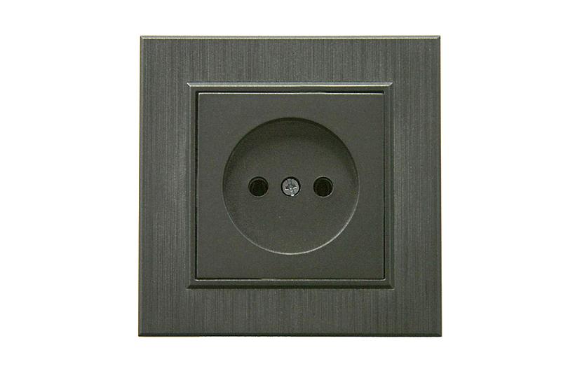 Розетка 1-м Karea LINE STAR без заземл. дым. металлик Makel 86050022