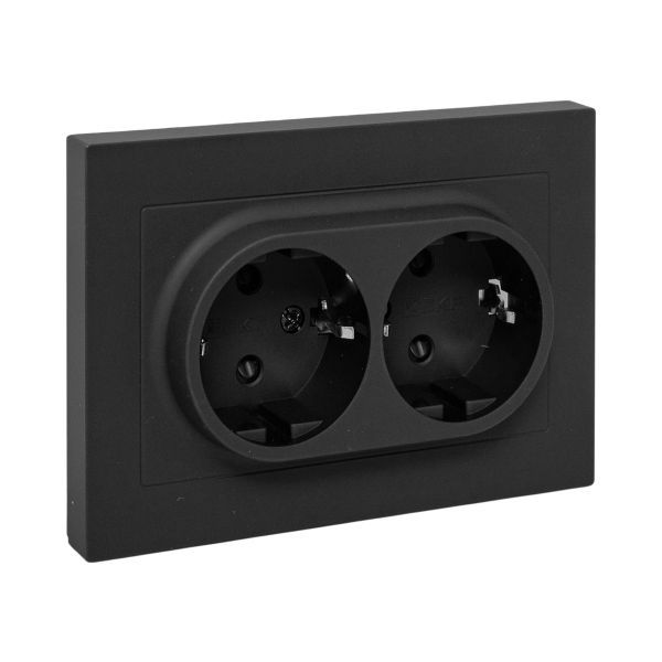 Розетка 2-м СП Эпика 16А с заземл. защ. шторки с рамкой механизм черн. EKF UP1-SOB-211