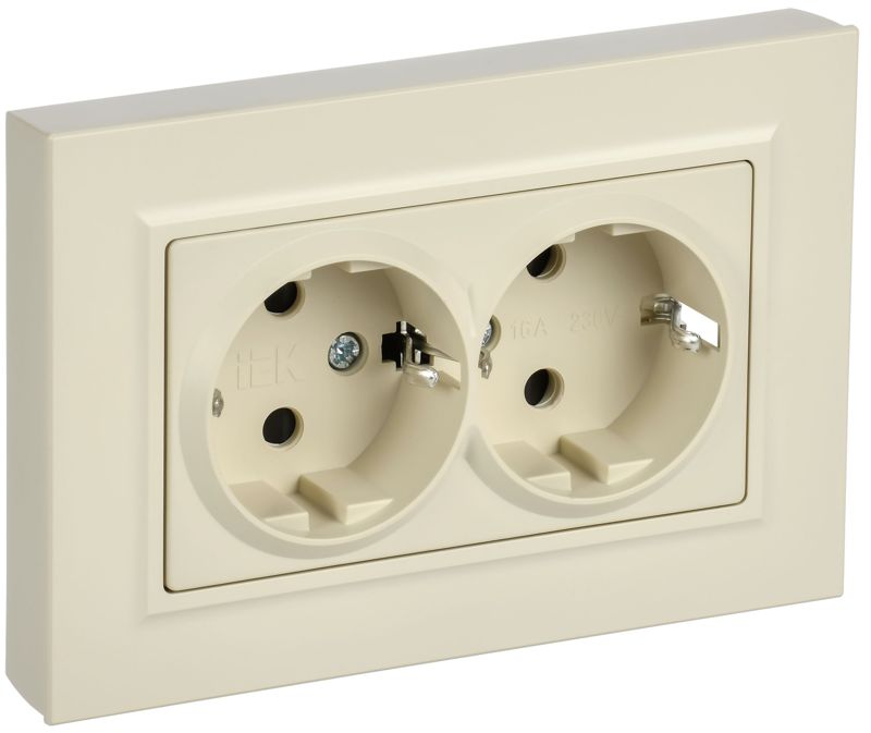 Розетка 2-м СП BRITE РСшПл12-3-БрКР 16А в сборе с заземл. защ. шторки плоская беж. IEK BR-R28-16-K10-F