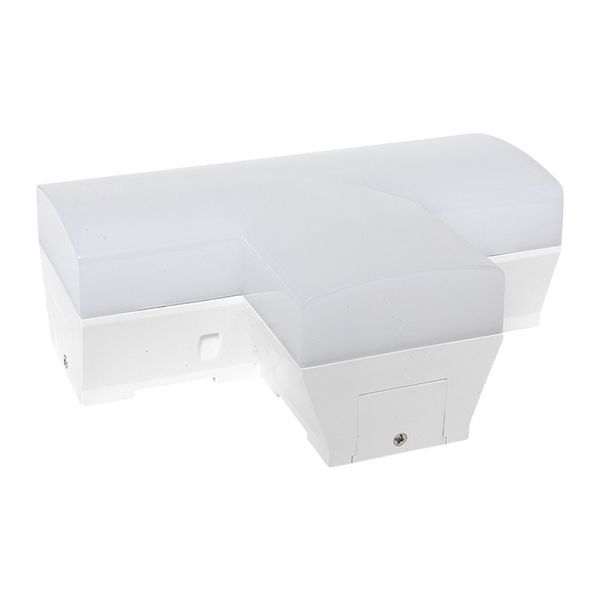 Коннектор фигурный для светодиод. линейных светильников ДБО-T 10Вт 4000К IP20 бел. LUMA EKF LBL-T-10-W-4000