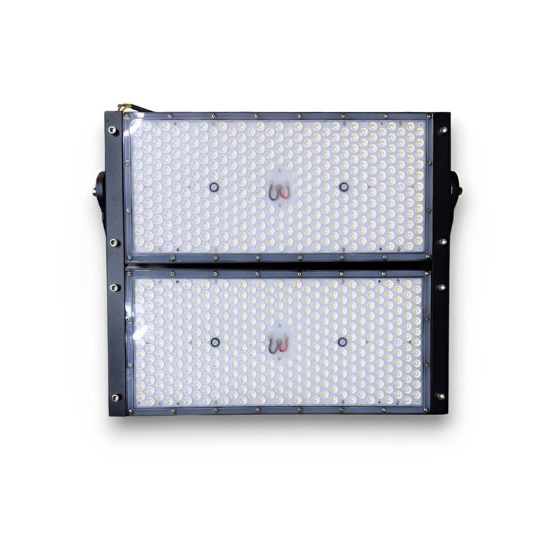 Светильник светодиодный SMD 390Вт 5000К IP67 62400лм 85-265В 415х360х127мм промышлен. на лире KRASO PR(S)-390