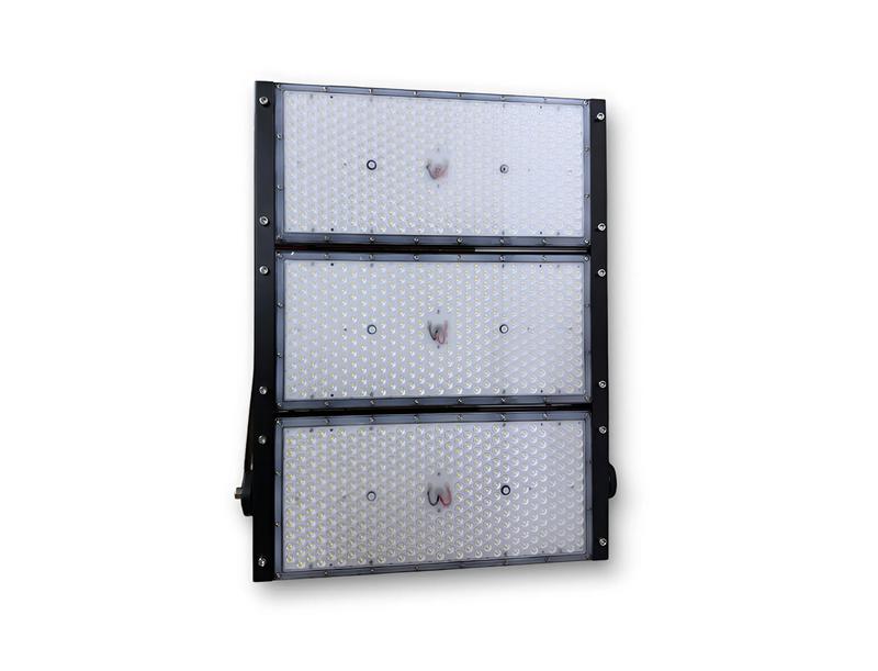 Светильник светодиодный SMD 565Вт 5000К IP67 90400лм 85-265В 540х415х127мм промышлен. на лире KRASO PR(S)-565