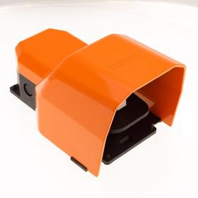 Педаль одиночная 2х(1НО+1НЗ) 250В AC 4А IP65 2 скорости; с защ. кожухом алюм. оранж. EMAS PDKS11GX20T