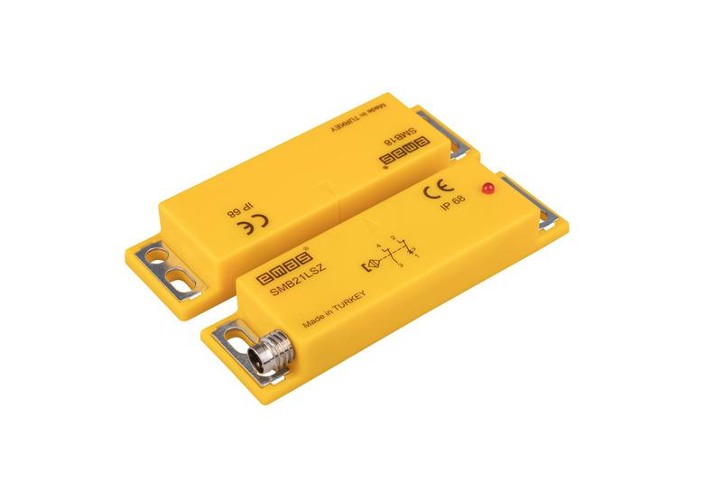 Датчик магнитный (2НЗ) разъем M8х4 (расст. сраб. 8мм) индикация LED левый выход IP68 EMAS SMB21LSZ-B18