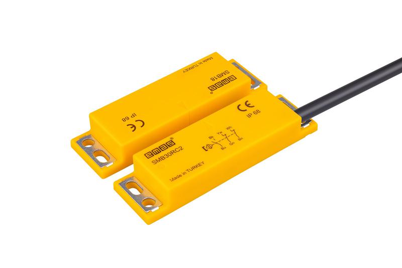 Датчик магнитный (2НЗ+НО) провод 2мх30RC2-B18