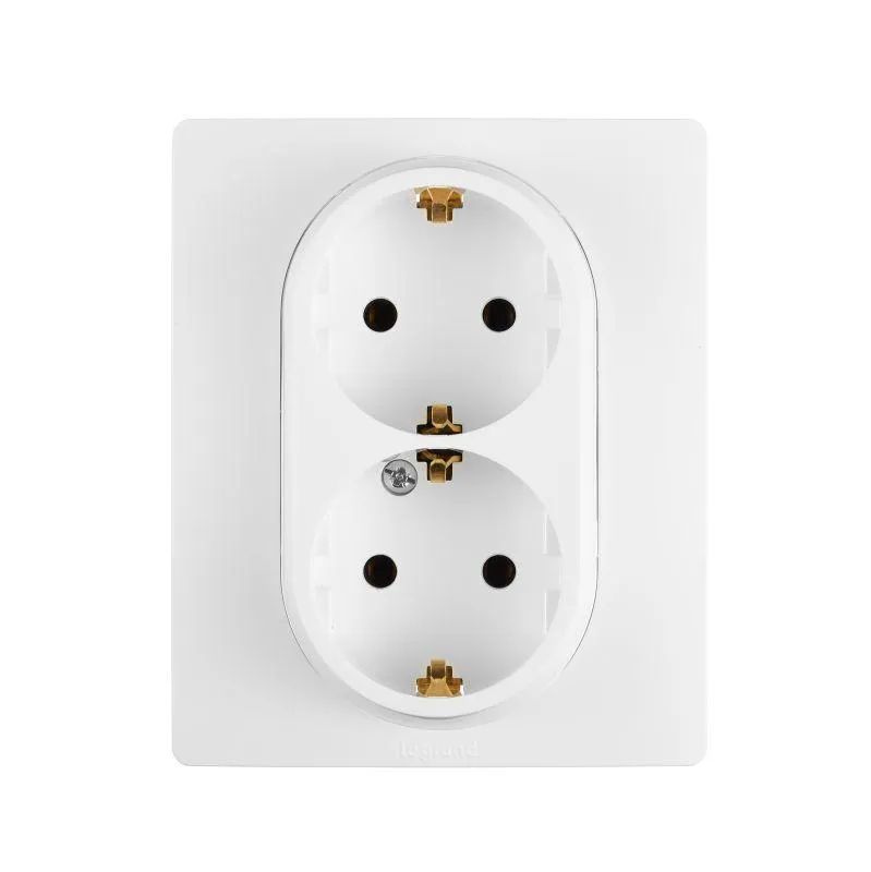 Розетка 2-м СП Etika 16А IP20 250В с заземл. без защ. шторок в сборе бел. IEK 672272