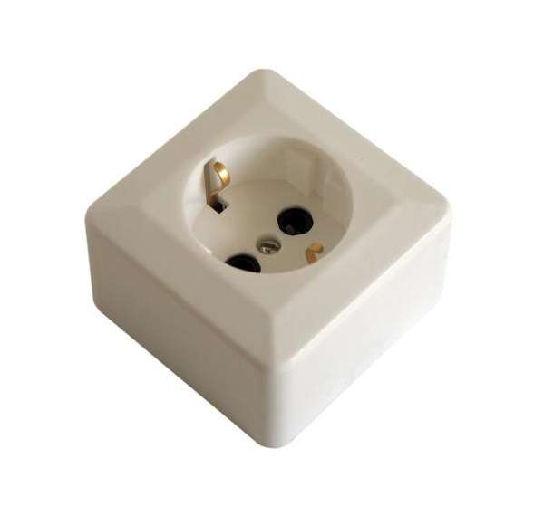 Розетка 1-м ОП 16А IP20 с заземл. бел. БЕЛТИЗ РА 16-102