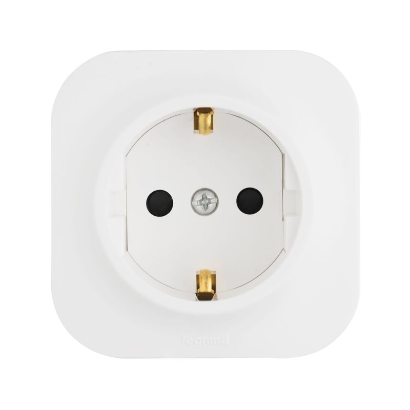 Розетка 1-м ОП Quteo 16А IP20 250В 2P+E с заземл. защ. шторки бел. IEK 782220