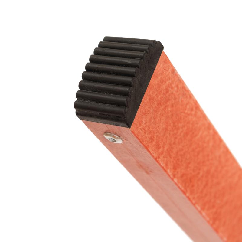 Стремянка диэлектрическая ССД-0.7 Евро с симметричной опорой стеклопластик. Антиток Д413765