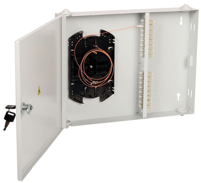 Кросс укомплектованный настенный LC (duplex) 16 портов (OS2) ITK FOBX16-N-16LCUD09