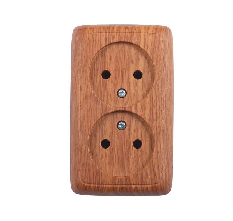 Розетка 2-м ОП Альфа 16А IP20 250В с изолир. пластиной дуб HEGEL РА16-143-05